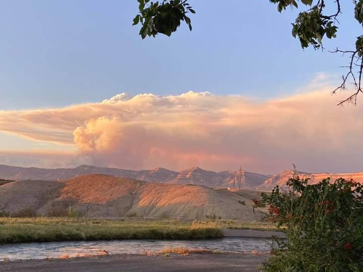 Pine Gulch Fire Smoke Plume seconews.org 