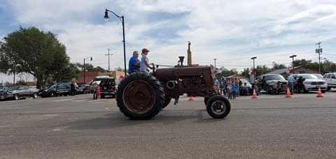 Holly Fair parade seconews.org 