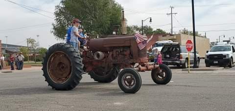 Holly Fair parade seconews.org 