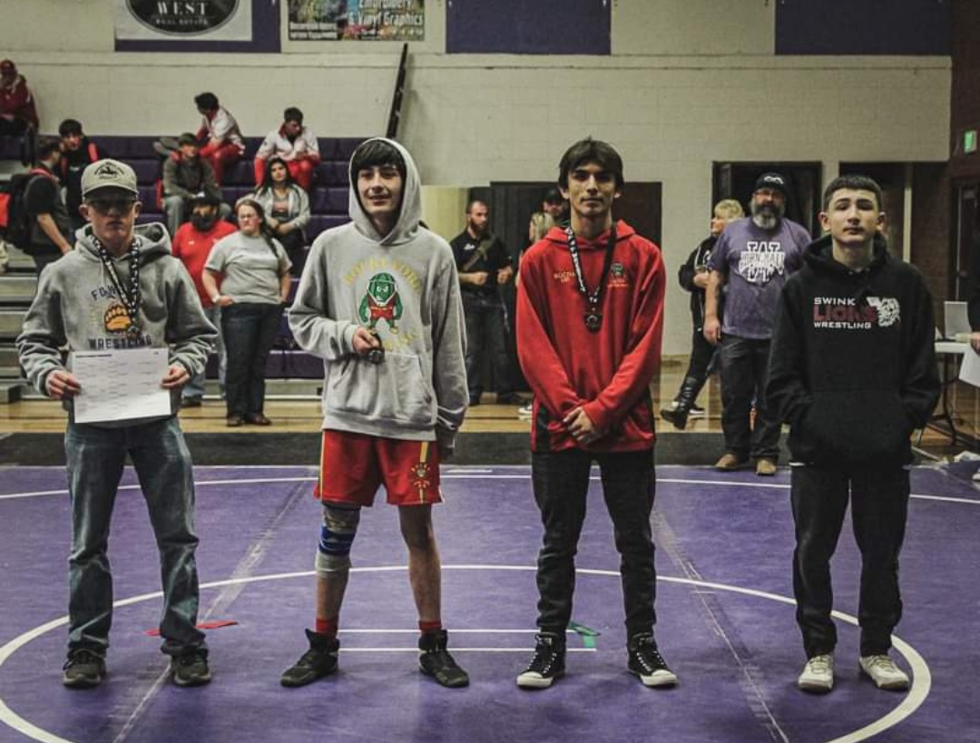 Swink Wrestlers Place in John Mall by TC Valdez 