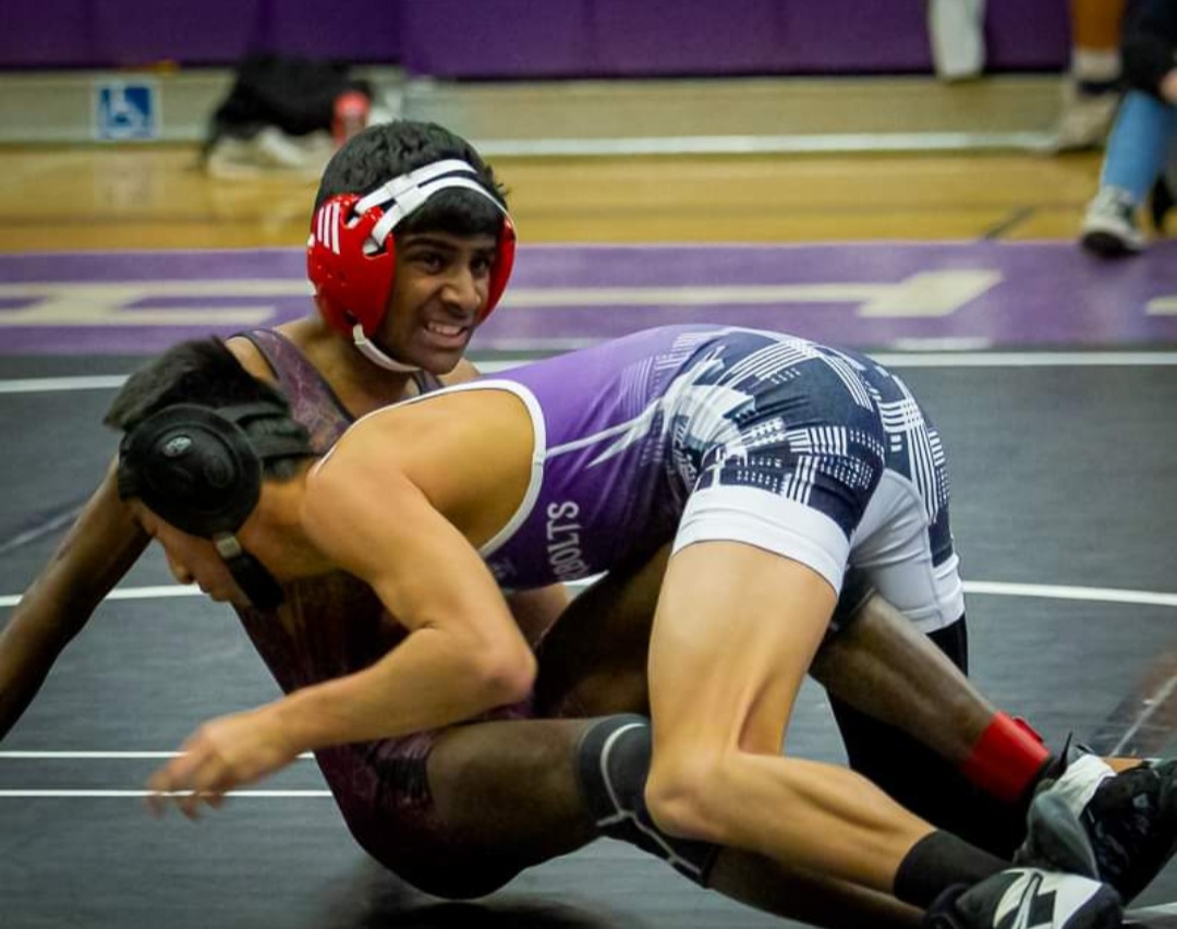 Swink Wrestlers Place in John Mall TC Valdez 